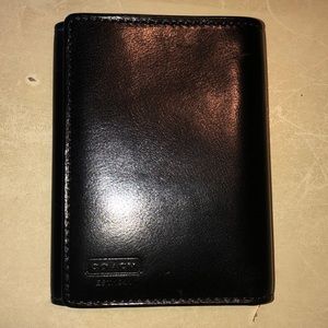 Coach trifold wallet